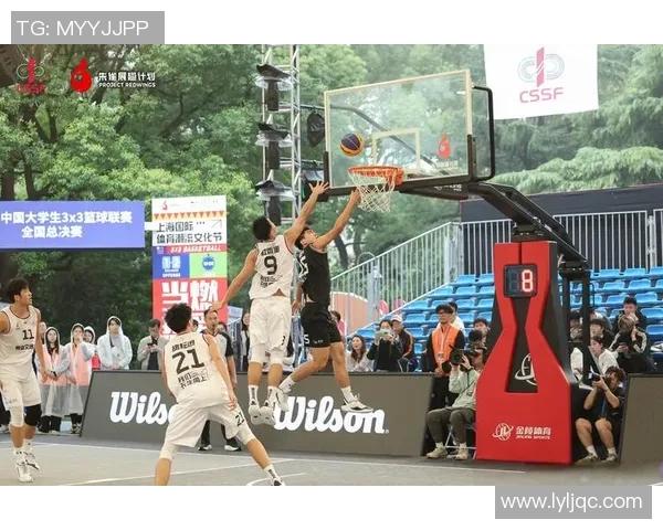 篮球深度解析：深入剖析上海篮球队的防守策略与执行力