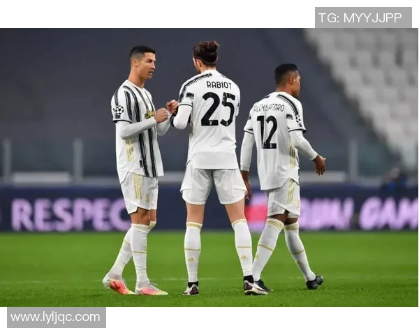 哪位足球明星对罗斯克情有独钟背后的故事揭秘